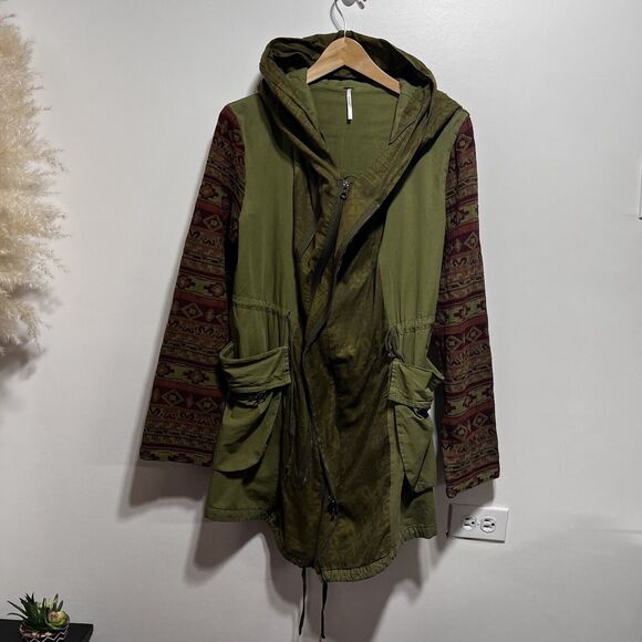 Free People Mixed Media Tapestry Hooded Parka Jacket Size S in Army Green - Picture 3 of 14